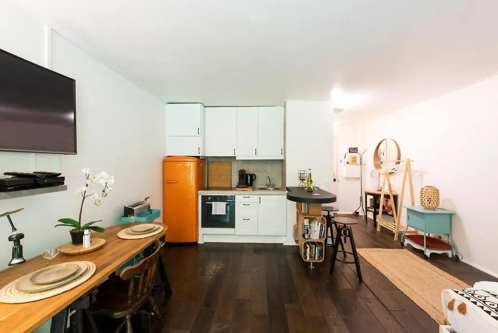 Studio Montmartre Avec Terrasse Διαμέρισμα *